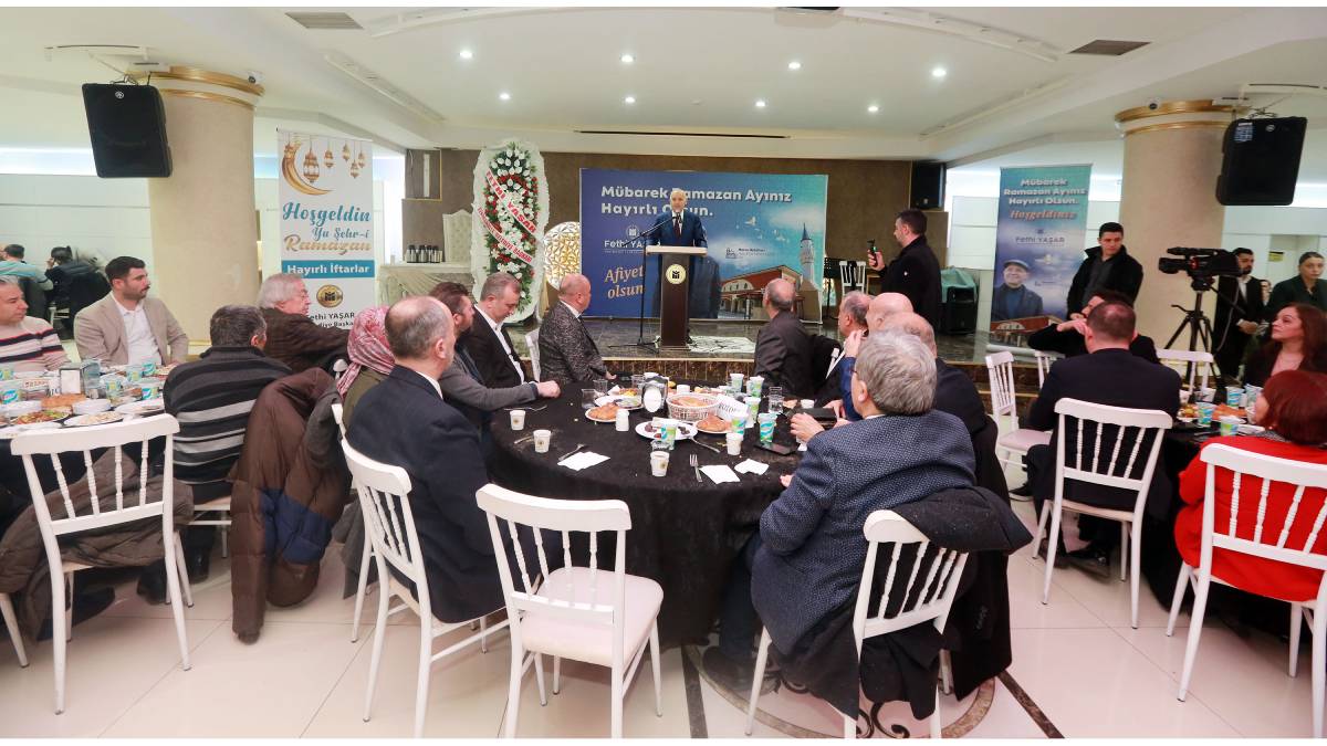 Başkan Yaşar, Gümüşhanelileri iftarda ağırladı