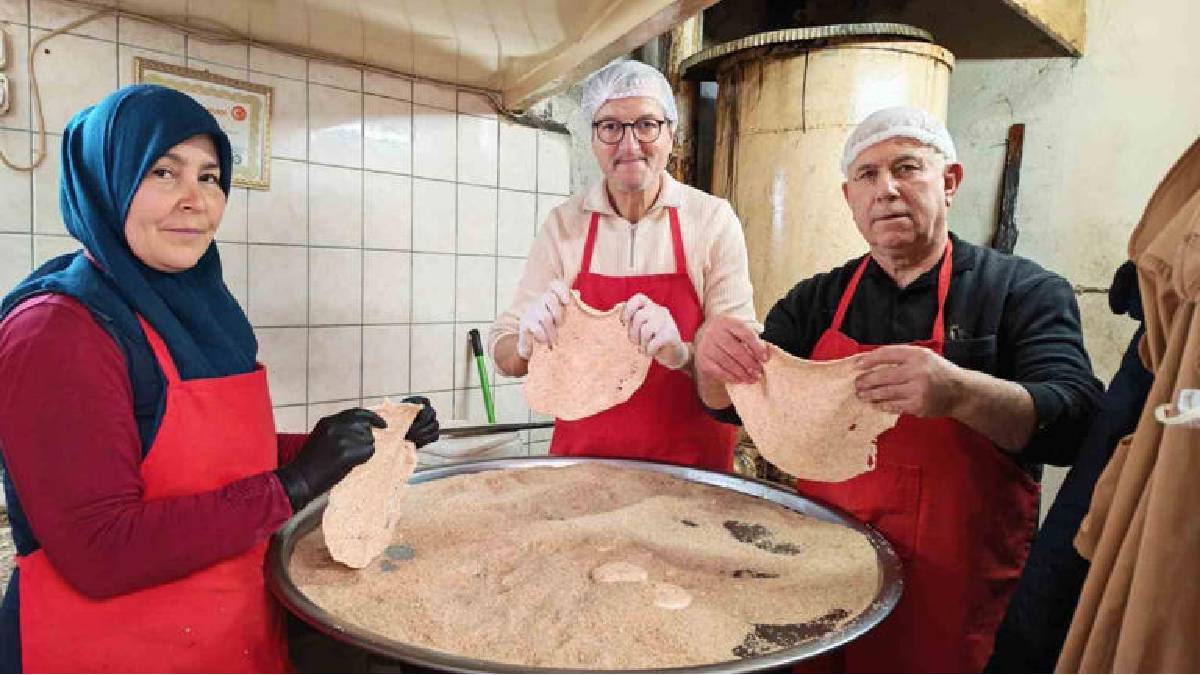 ‘Bitli’ olarak anan da var ‘Köy’ olarak anan da: 75 yıllık gelenek