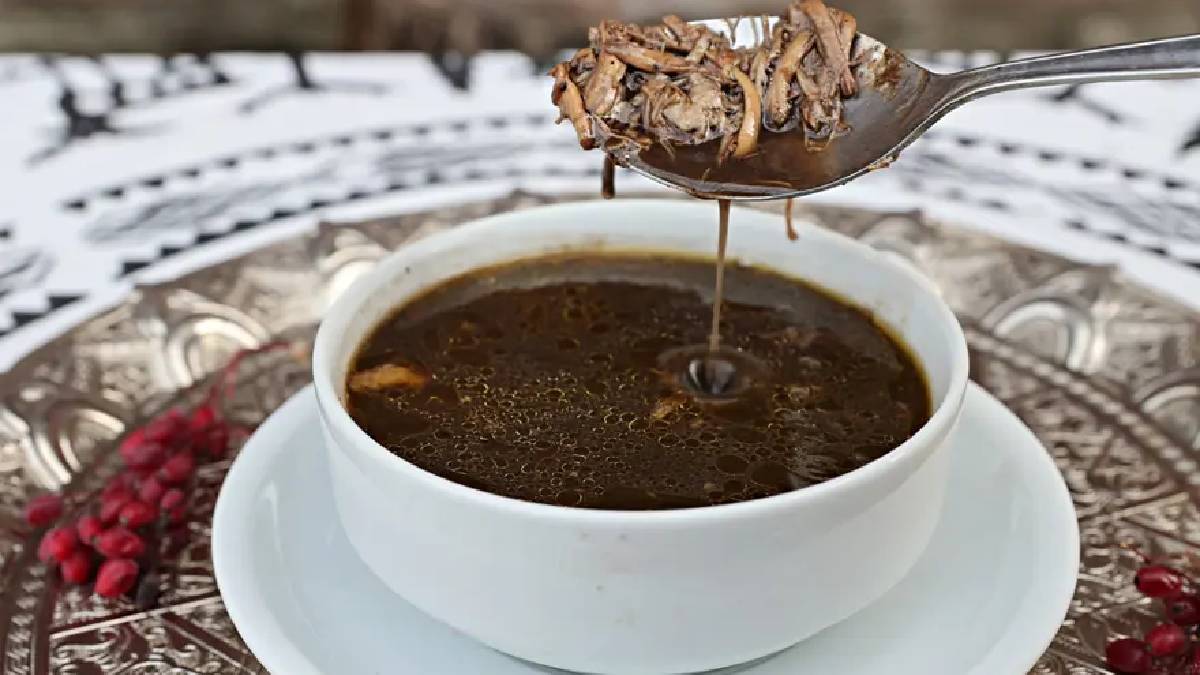 Doğadan toplayıp kavanozda saklıyorlar: Tescilli ‘Ağa çorbasına’ dönüşüyor