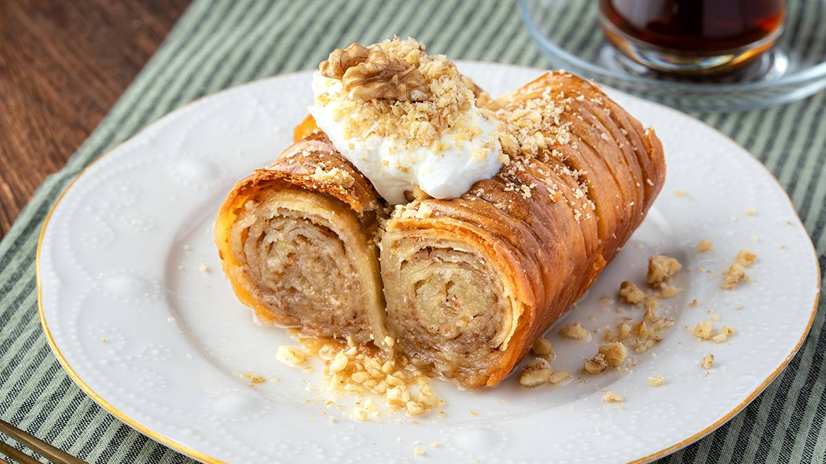 Saray mutfağından sofranıza: Çıtır çıtır cevizli sarı burma tarifi