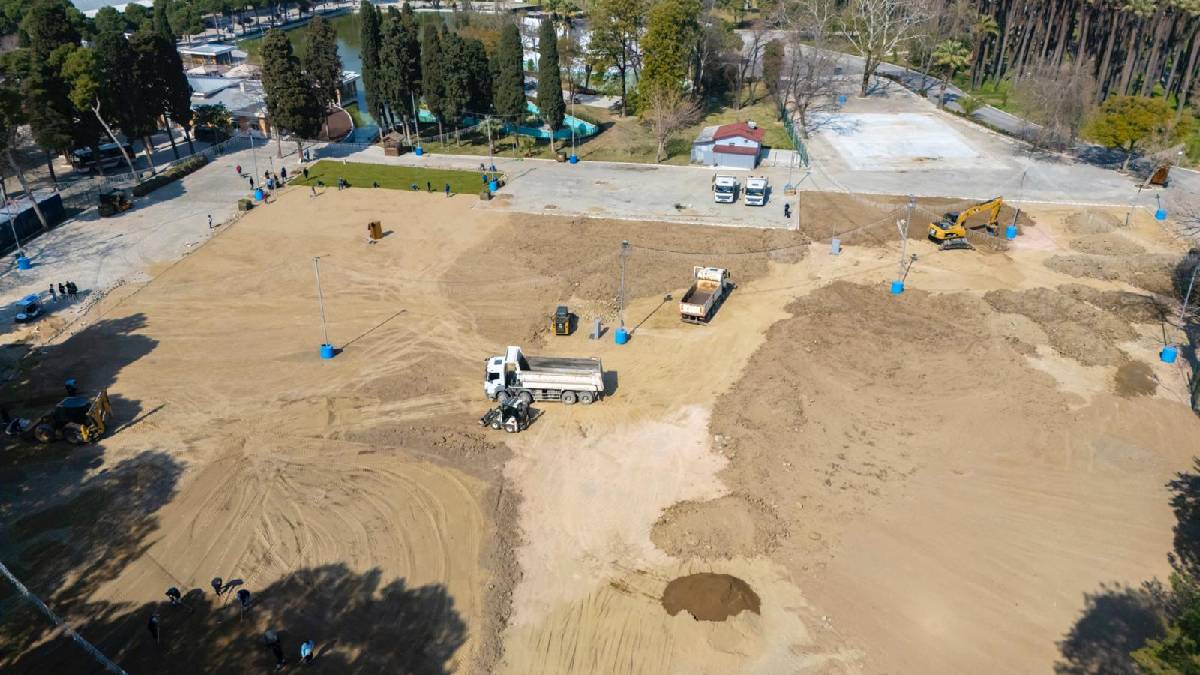 Lunapark alanına yeşille bütünleşen Zeytin Sahne geliyor