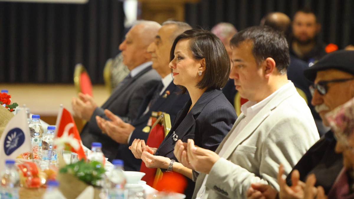 Karabağlar ’da şehit aileleri ve gazilerle anlamlı iftar sofrası