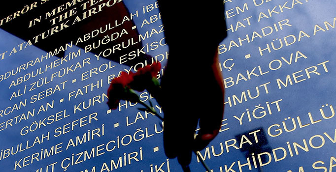 Atatürk Havalimanı saldırısında hayatını kaybedenlerin isimleri ölümsüzleştirildi