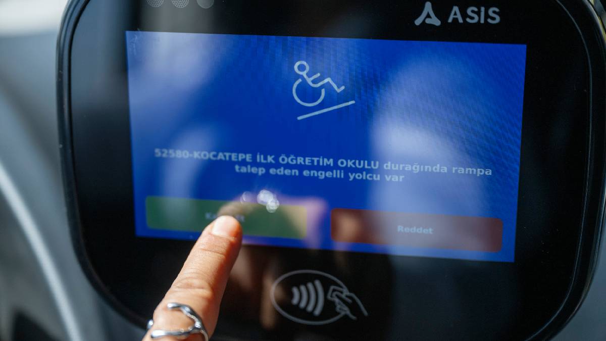 Mersin'de örnek bir proje hayata geçirildi: "Engelsiz Ulaşım" uygulaması ile ulaşım artık daha kolay ve güvenli hale geldi