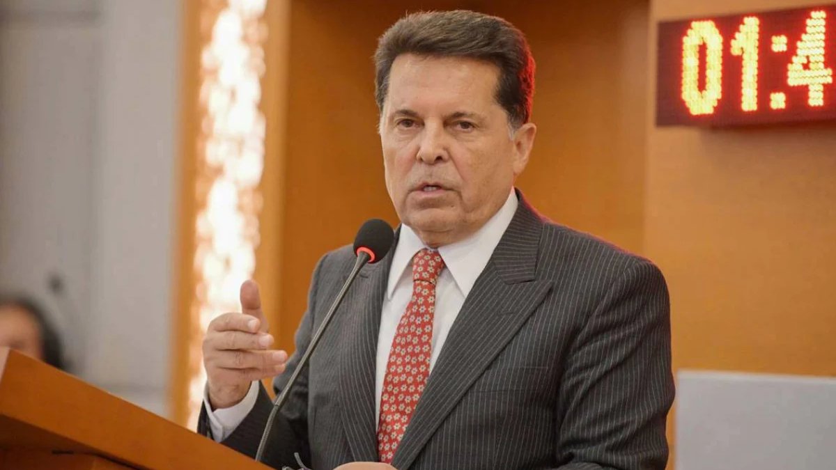 Ahmet Özer, Esenyurt Belediyesi’nin kayyum yönetimine açtığı davayı kazandı: Özer’in ödenmeyen maaşı, faiziyle ödenecek