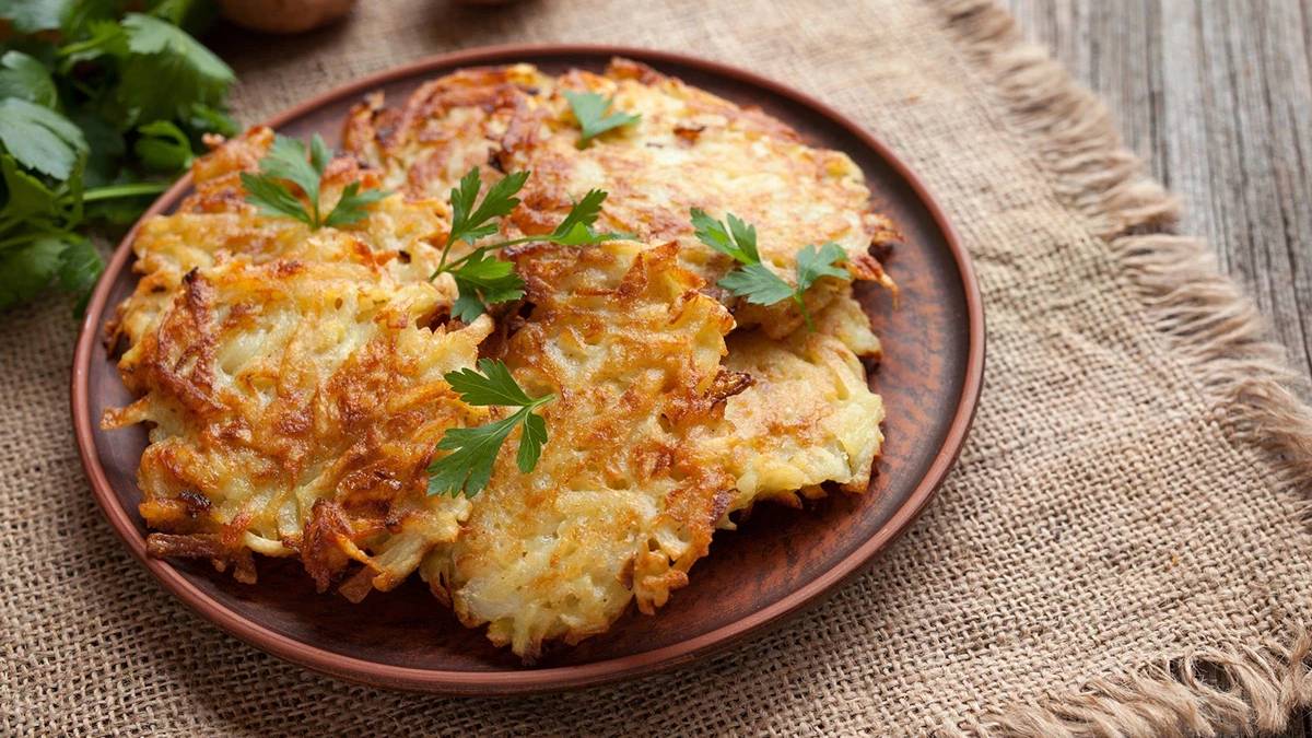 İsviçre rüzgarı sizin sofranızda esecek! Altın sarısı çıtır rösti tarifi