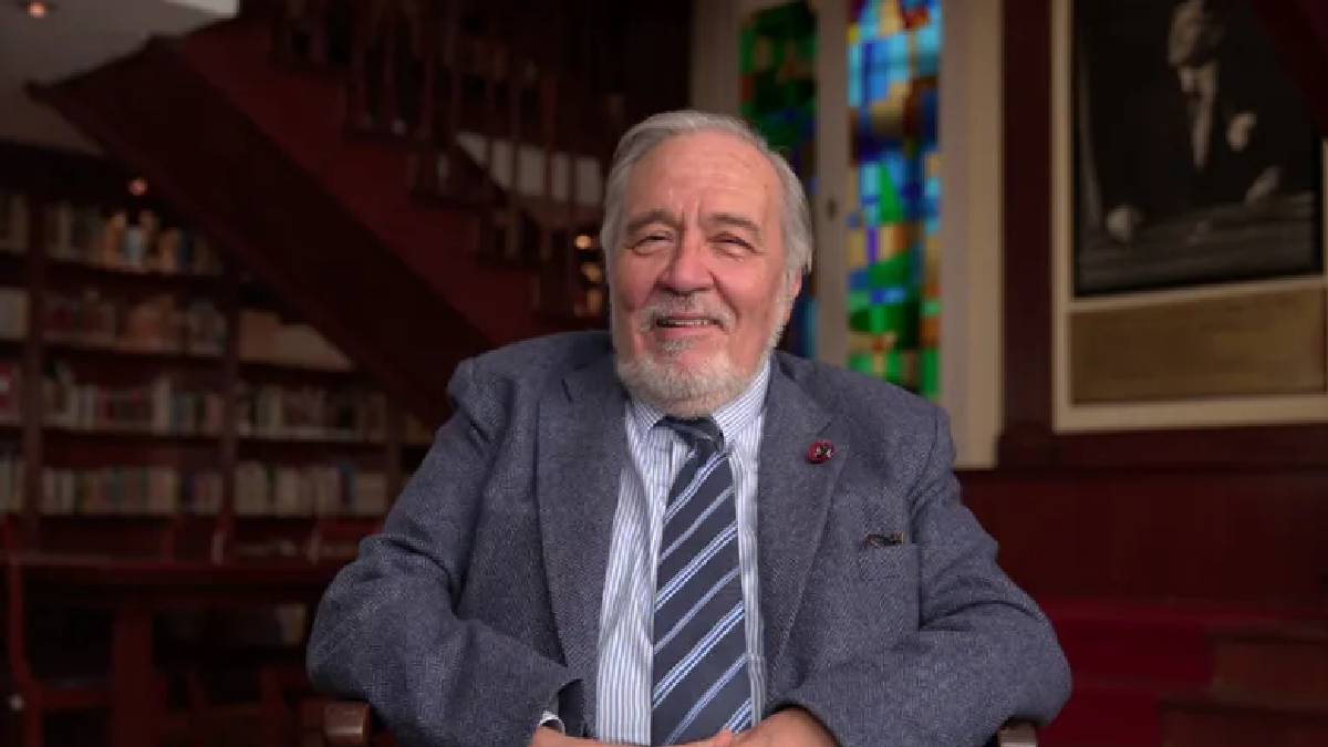 Tarihçi Prof. Dr. İlber Ortaylı hayatını kaybetti