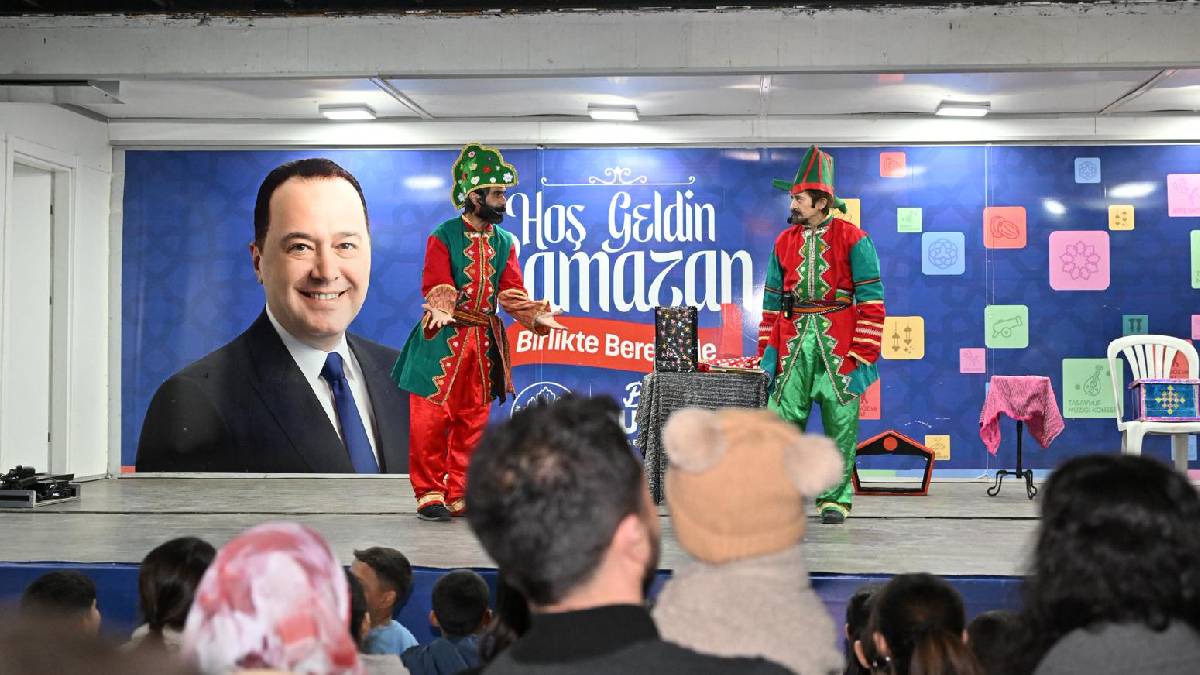 Manisa Büyükşehir Belediyesinin iftar sofrası Selendi’de kuruldu