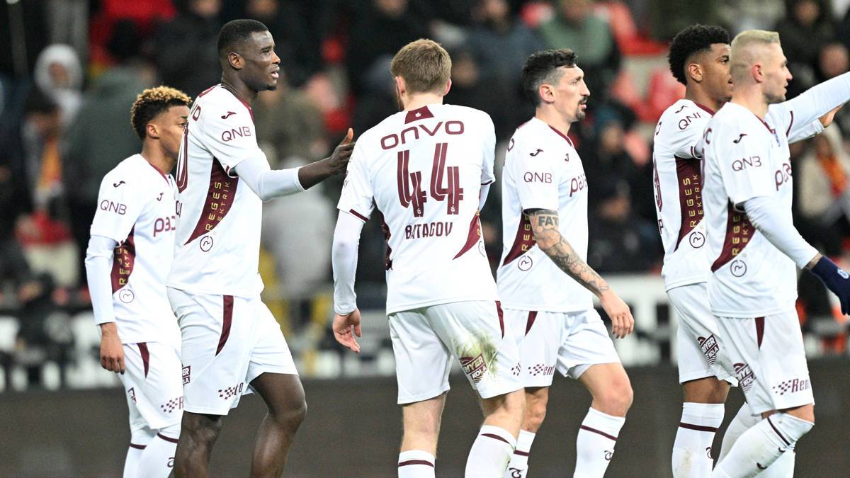 Süper Lig'de 26. hafta heyecanı- Canlı anlatım: Trabzon'da zorlu randevu