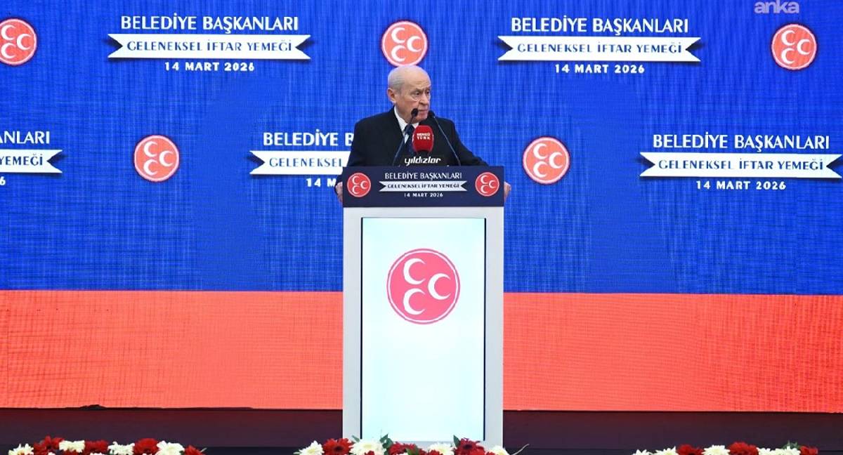 Bahçeli: Bizim çizgimiz açıktır: Türkiye krizin ortasında akıntıya sürüklenen bir ülke olamaz