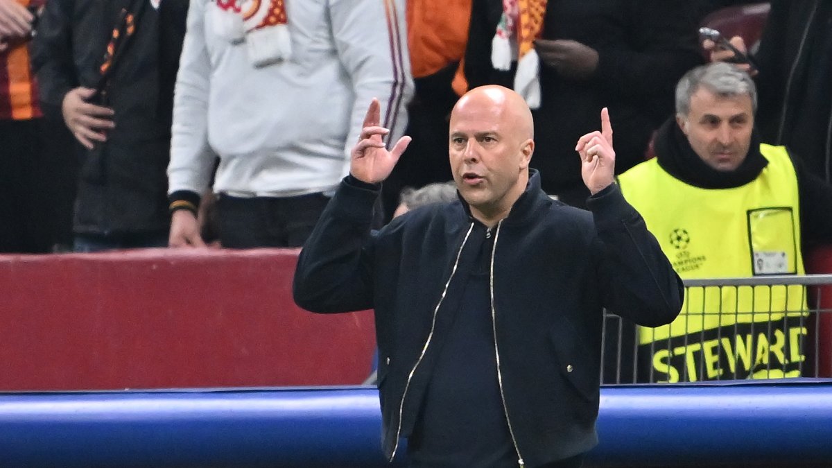 Liverpool Teknik Direktörü Arne Slot, Galatasaray maçı öncesi konuştu: Yanıt vermemiz gerek