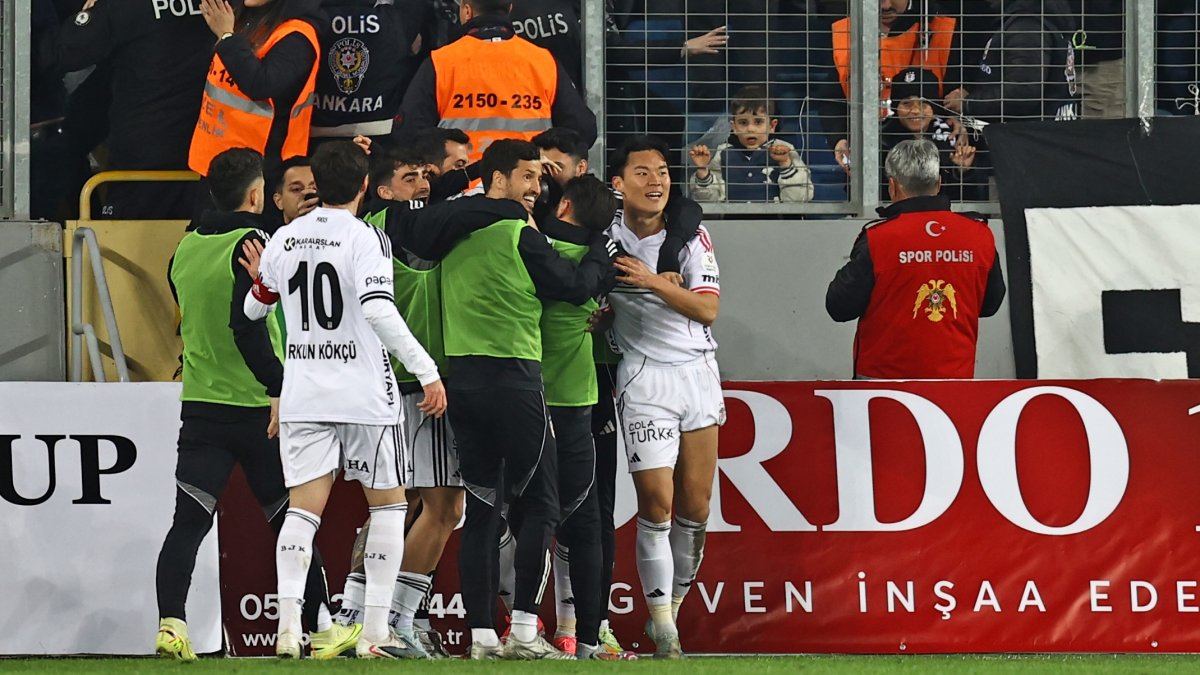 Kartal'dan net zafer: Beşiktaş, 10 kişi kalan Gençlerbirliği'ni mağlup etti