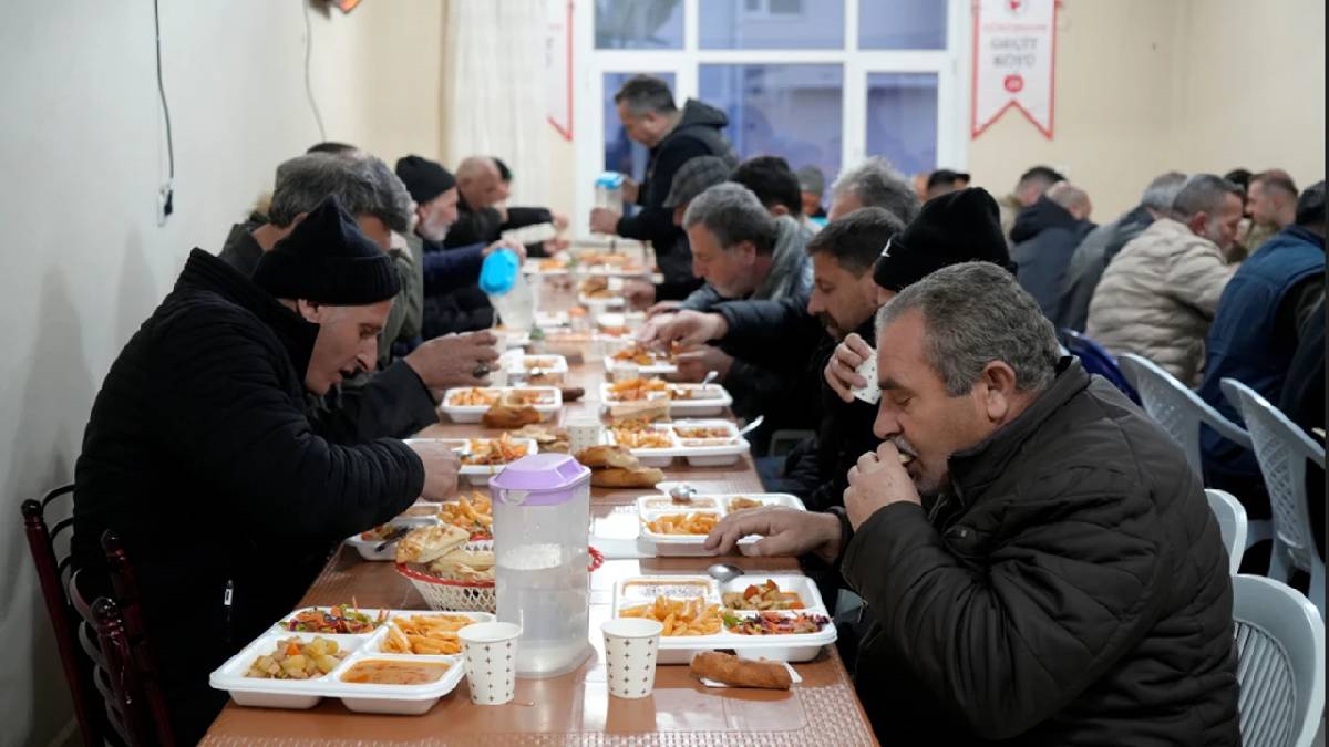 18 yıldır uygulanıyor! Burada ne yaşayan ne de oradan geçen aç kalıyor