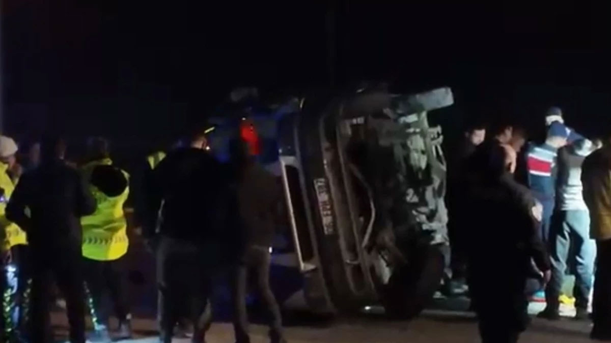 Ankara'da feci kaza: 2 ölü, 12 yaralı