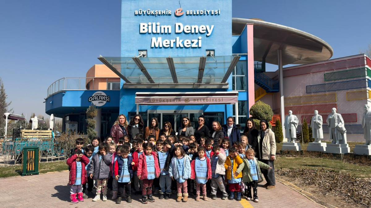 Miniklerden bilime yolculuk