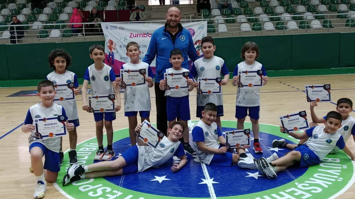 Kış okullarında sertifika heyecanı