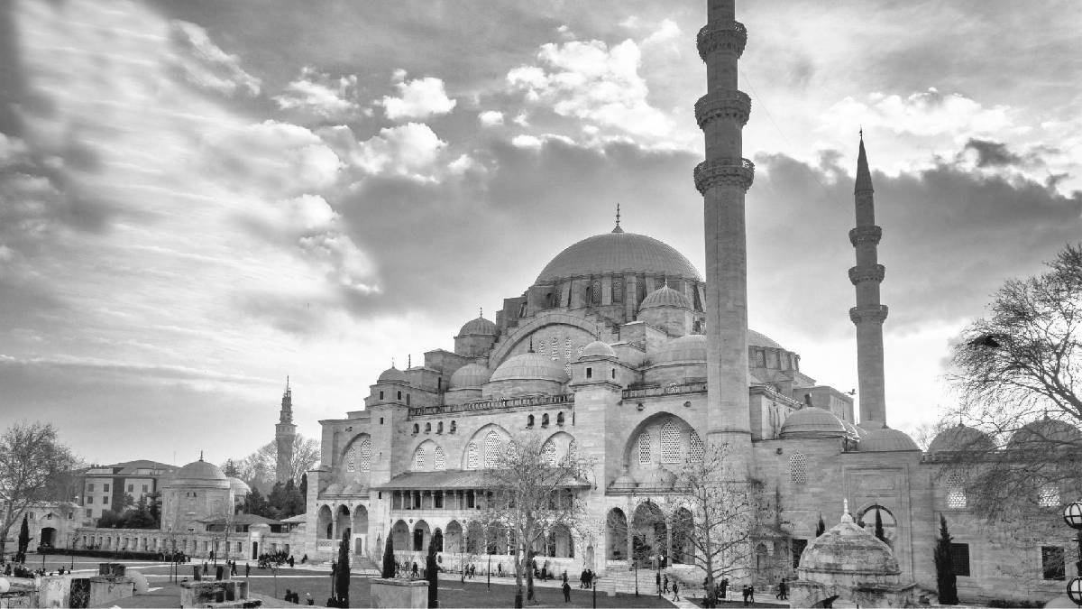 Medeniyetimizin ruhu camilerimiz