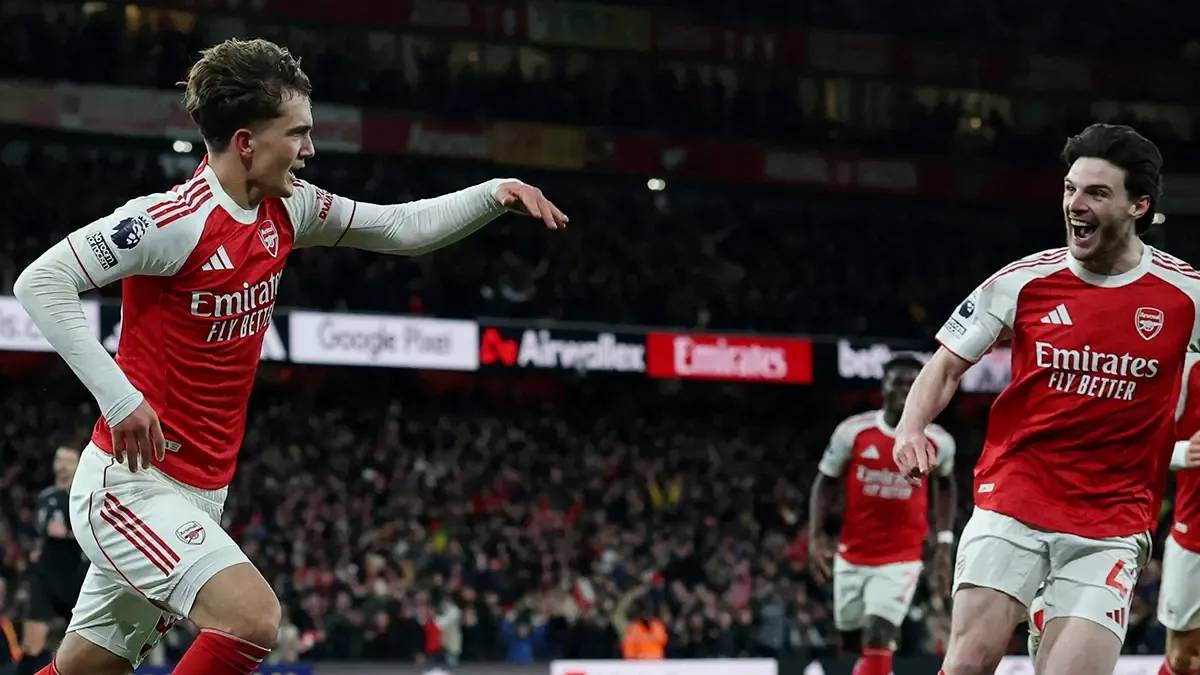 Arsenal, 22 yıllık şampiyonluk özlemini dindirmek için gün sayıyor