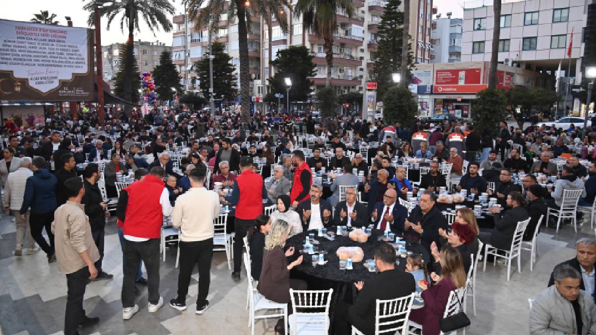 Kumluca’da Geleneksel Kadir Gecesi İftar Programı