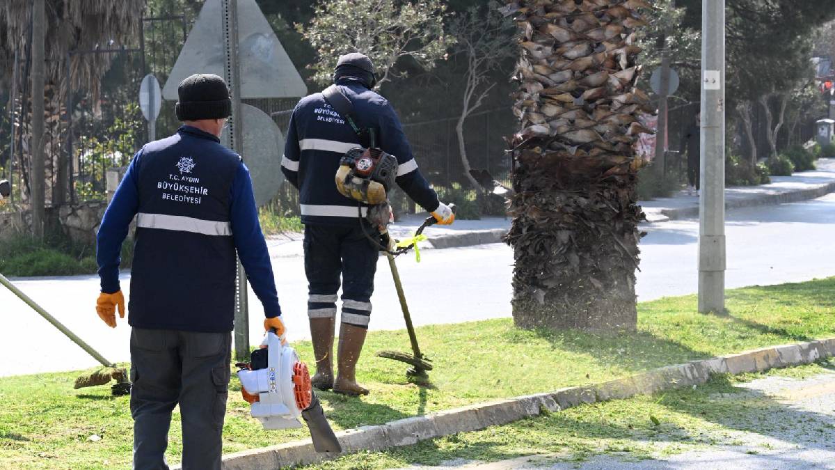 Başkan Çerçioğlu'ndan Razaman Bayramı öncesi Kuşadası’nda yoğun çalışma