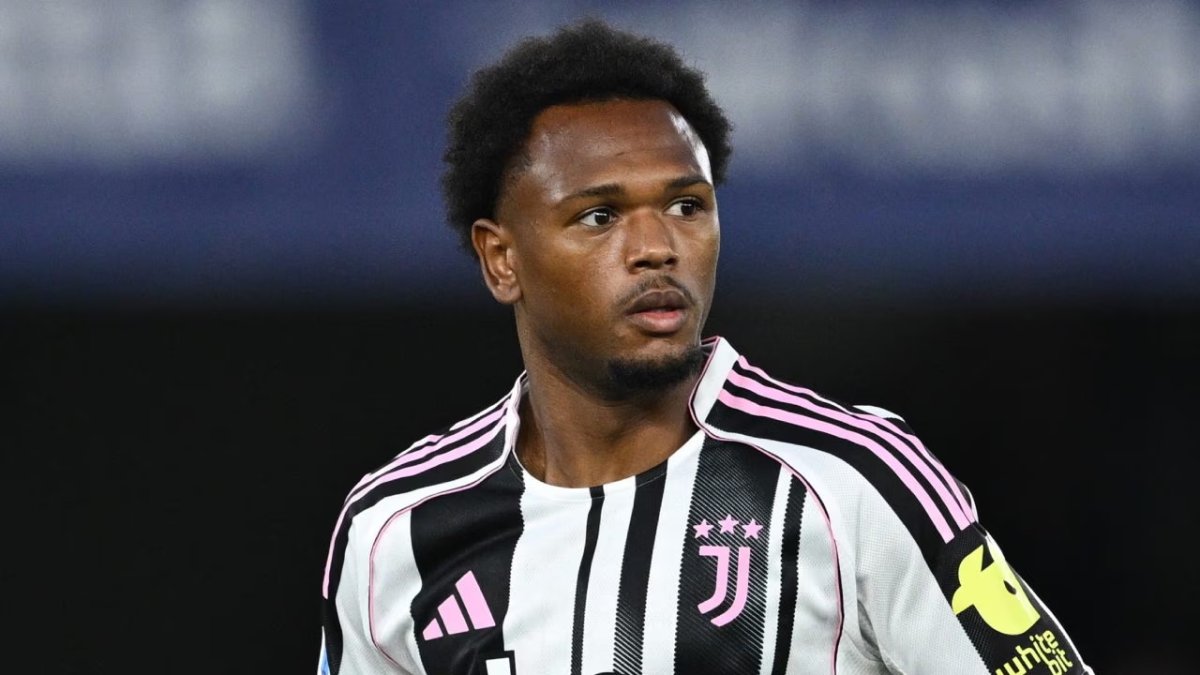 Fenerbahçe yeni forvetini İtalya'da buldu