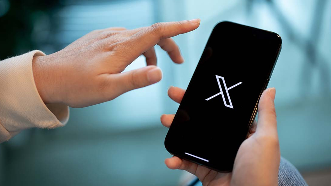 X’ten yeni hamle: Yanıtlara 'dislike' butonu dönemi başlıyor