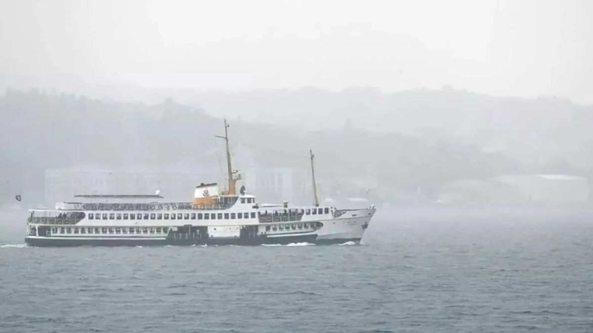 Marmara'daki feribot seferlerine olumsuz hava engeli