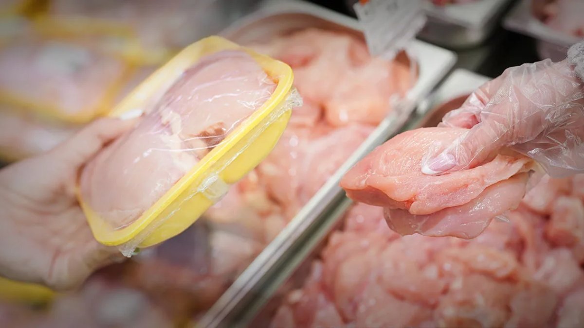 Tavuk fiyatlarına iki gün arayla iki zam: İhracat kısıtlaması kalktı, yüzde 25'lik artış yaşandı