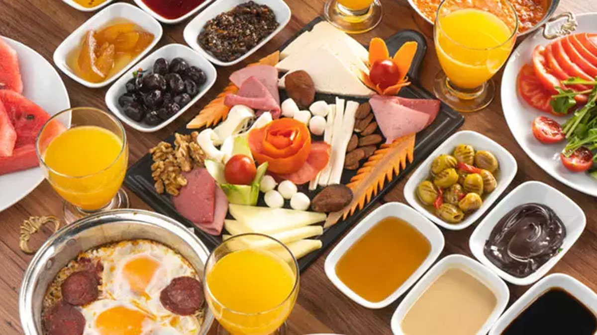 Doç. Dr. Ahmet Ali Berber'den korkutan uyarı: Kahvaltılık bu besinler sigara ve asbestle aynı kanser riskini taşıyor