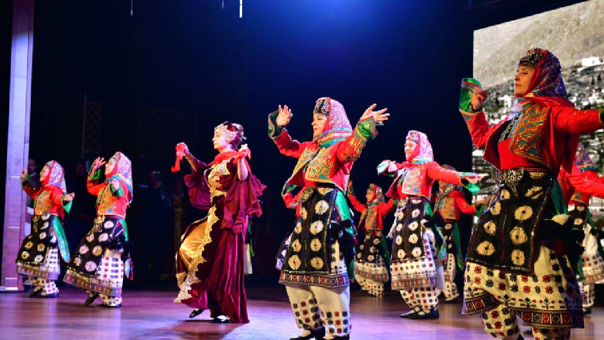 Çanakkale ruhu Esenyurt’ta sahneye taşındı