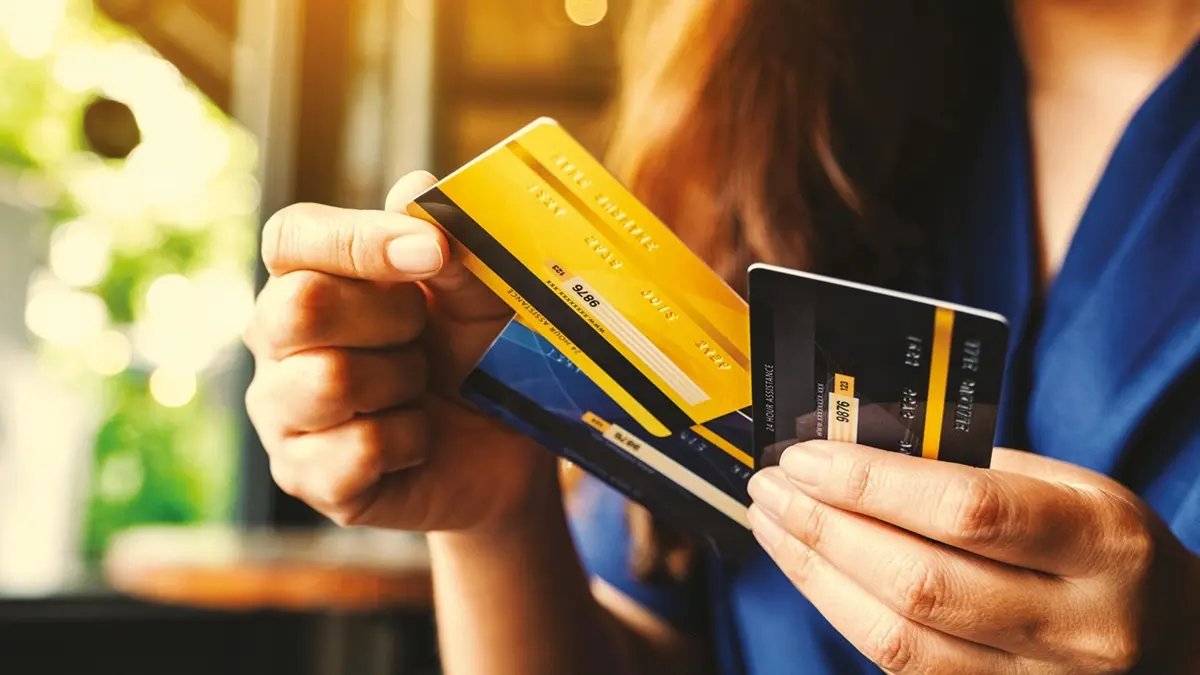 Bir önceki yılın aynı dönemine göre yüzde 47 arttı: Kartlı harcamalar şubatta 2,2 trilyon lirayı aştı