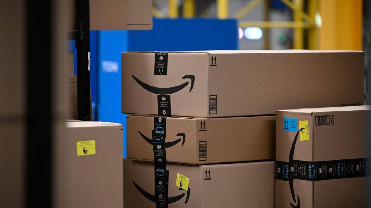 Binler işten çıkarılırken Amazon RIVR’ı satın aldı
