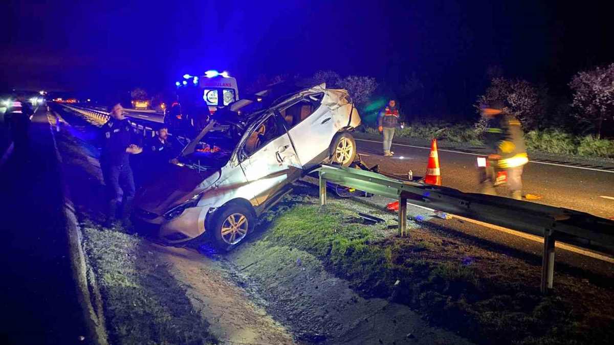 Ankara-Eskişehir yolunda feci kaza: Aynı aileden 2 kişi hayatını kaybetti