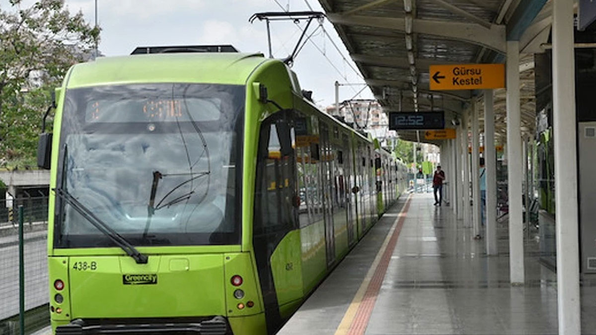 Bursa'da metro seferleri geçici olarak durduruldu