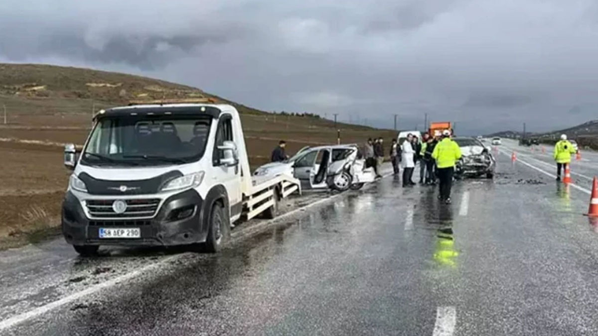 Sivas'ta zincirleme kaza: 1 ölü, 5 yaralı