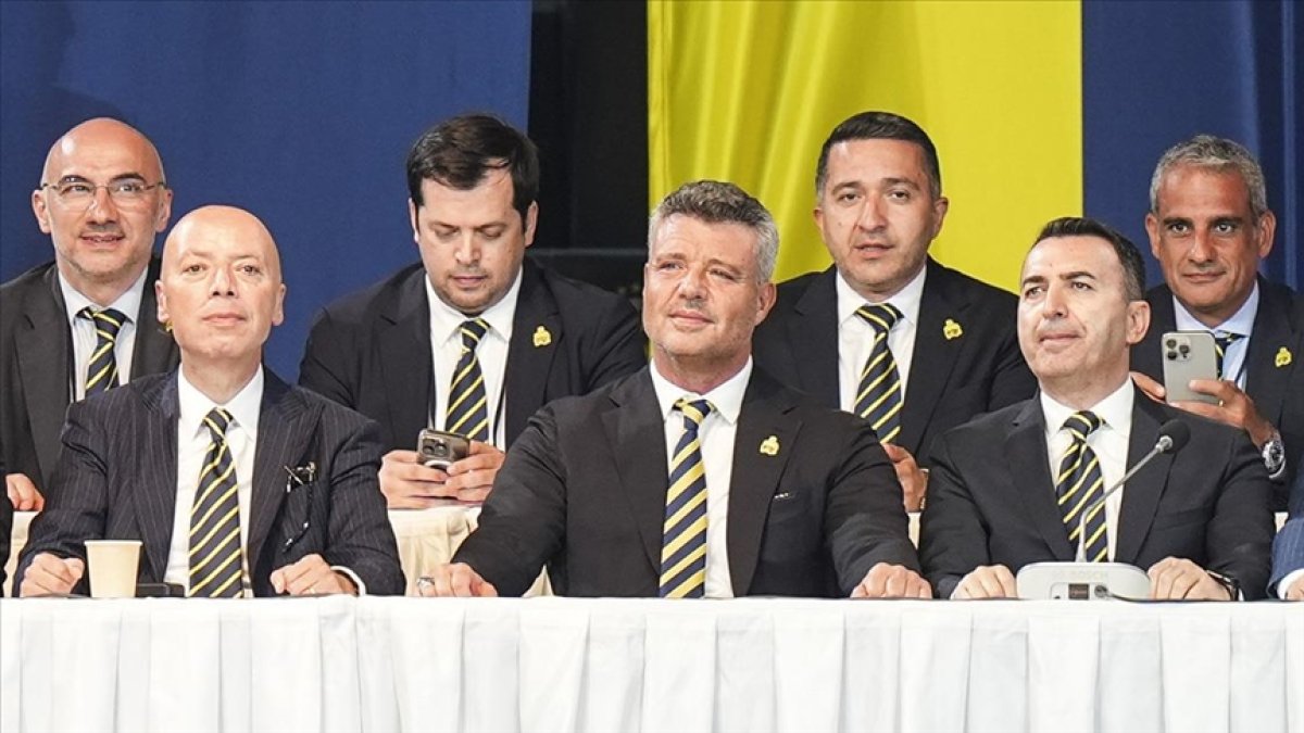 Gözler 4 Nisan'a çevrildi: Sadettin Saran aday olacak mı, Fenerbahçe başkanlık seçimi ne zaman?