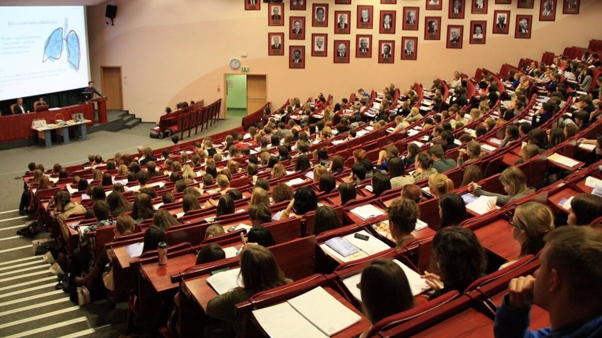 Üniversite kapıları yeniden açılıyor: AK Parti’den "süre şartlı" yeni öğrenci affı modeli