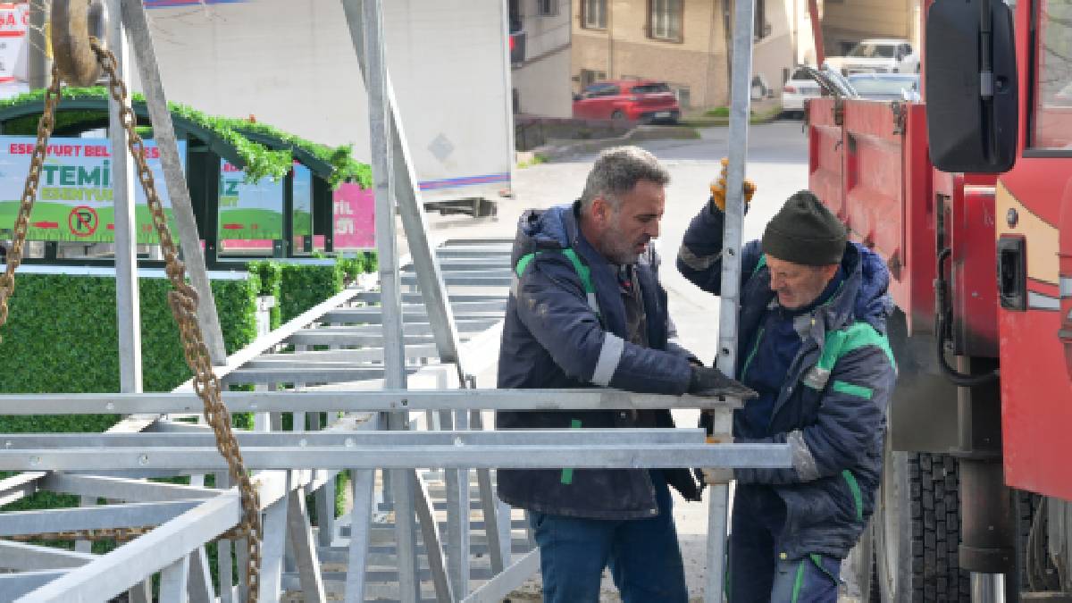 Esenyurt Mehmet Akif Ersoy Mahallesi’nin 7 yıllık elektrik sorunu çözüldü!