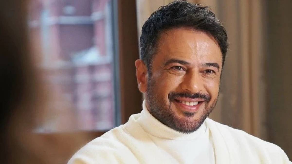 Emre Altuğ aşk orucunu çoktan bozmuş: 1.5 yıllık ilişkisini ilk kez anlattı!