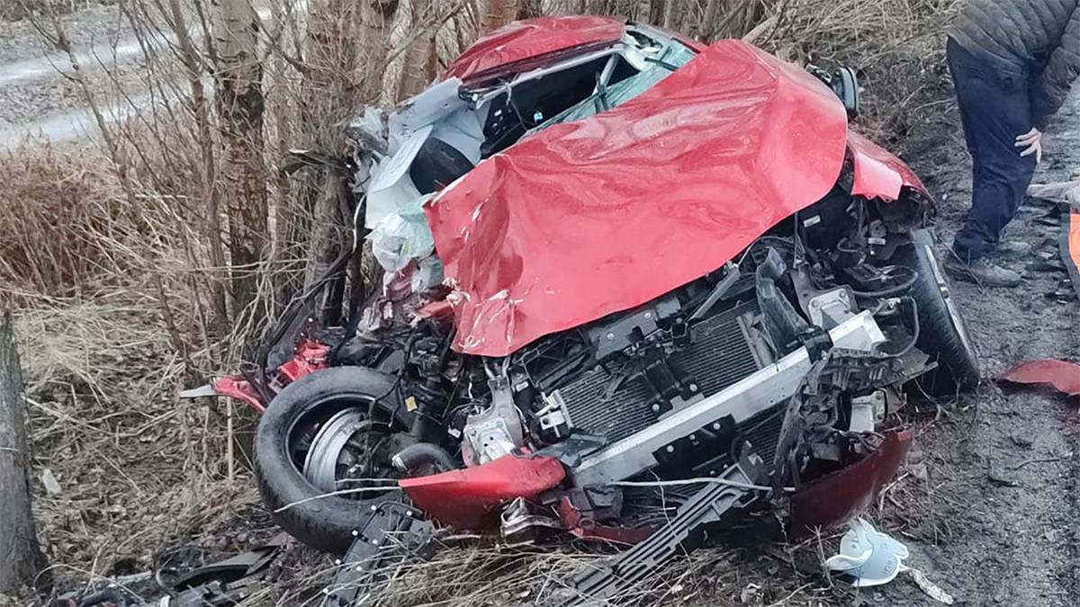 Erzurum’da bayram dönüşü feci kaza: Aynı aileden 2 kişi hayatını kaybetti