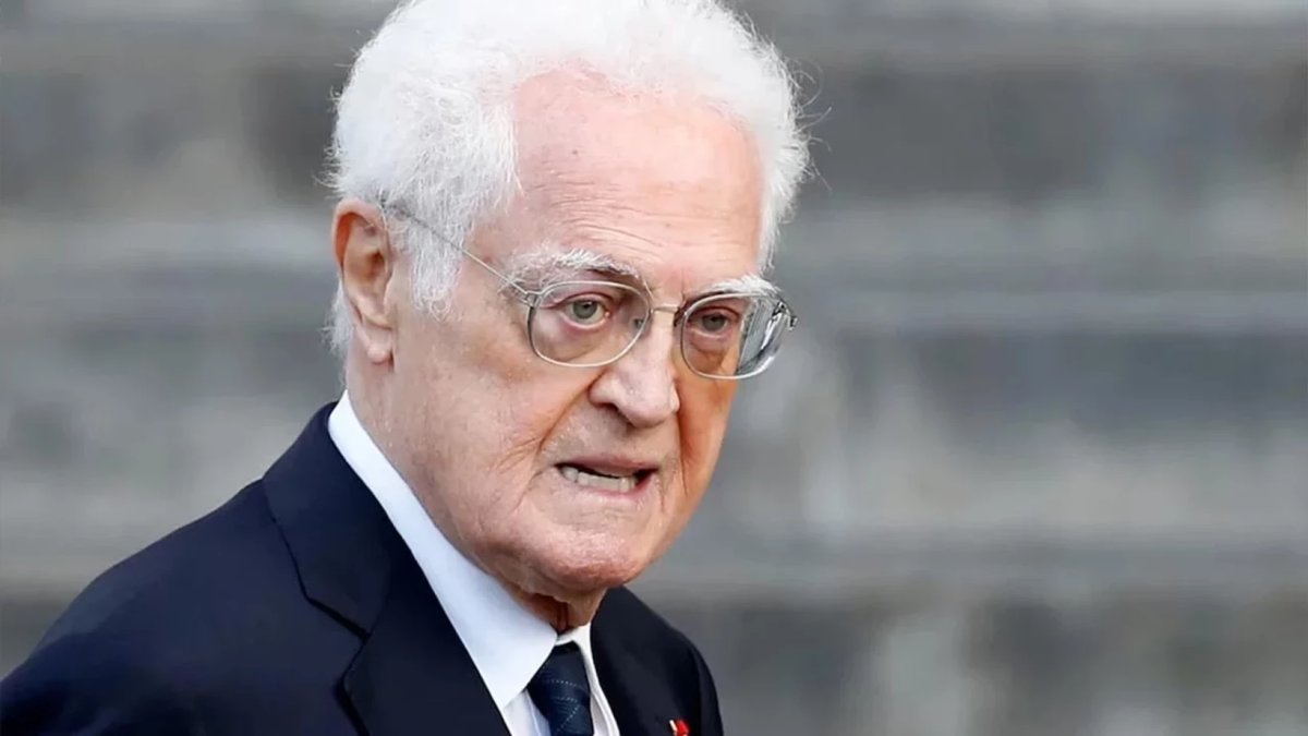 Fransa'nın ‘Sosyalist Başbakanı' Lionel Jospin hayatını kaybetti