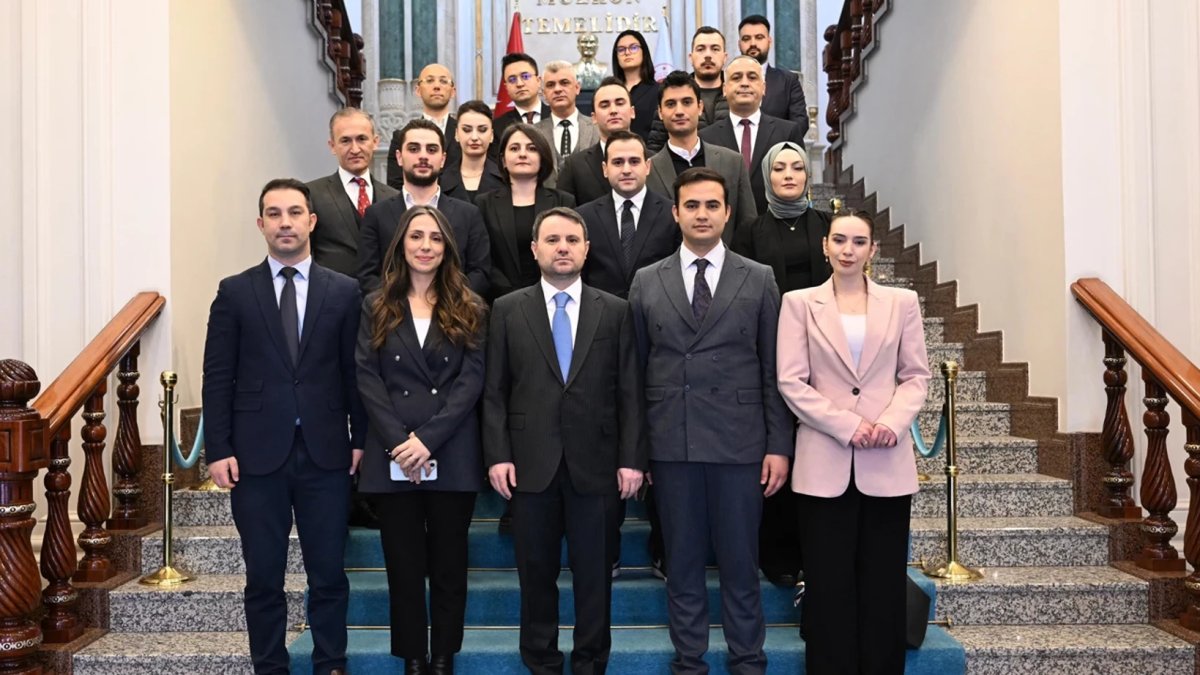 Gürlek, yargı muhabirleriyle bayramlaştı