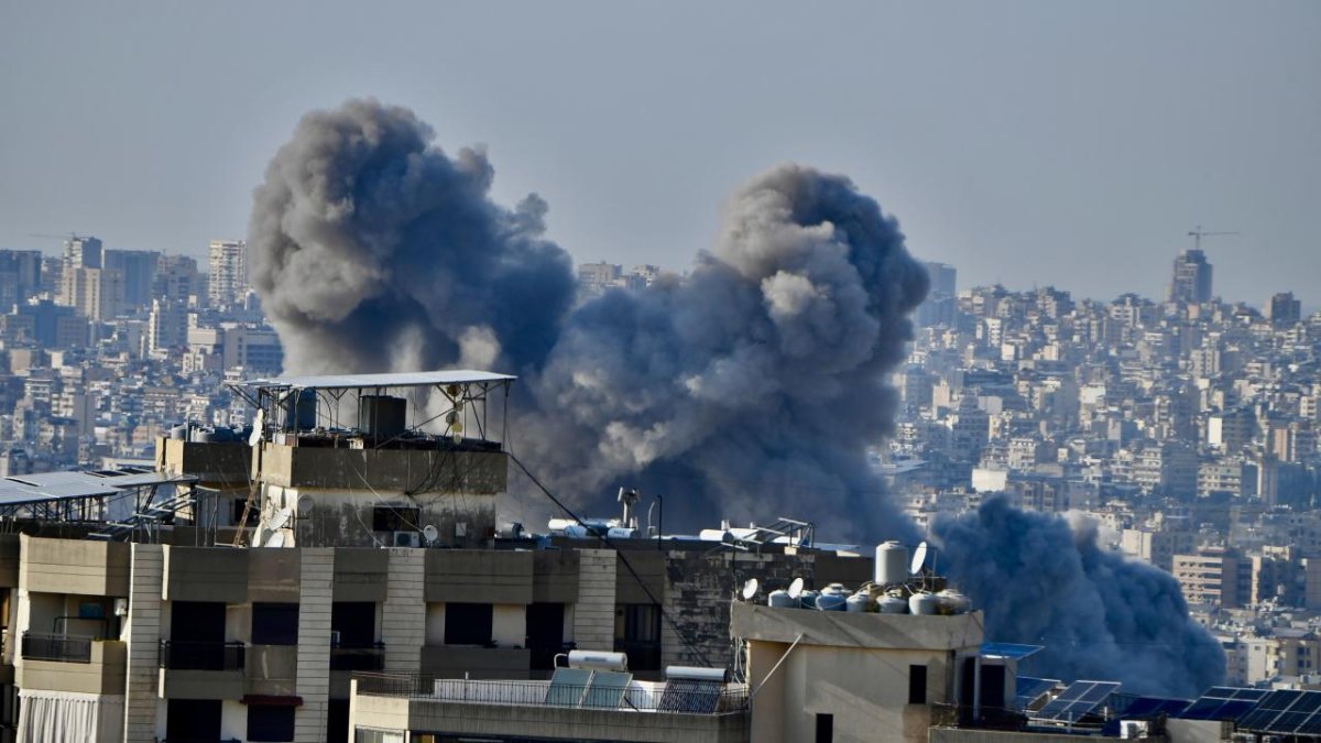 Lübnan'da can kaybı 1039'a yükseldi