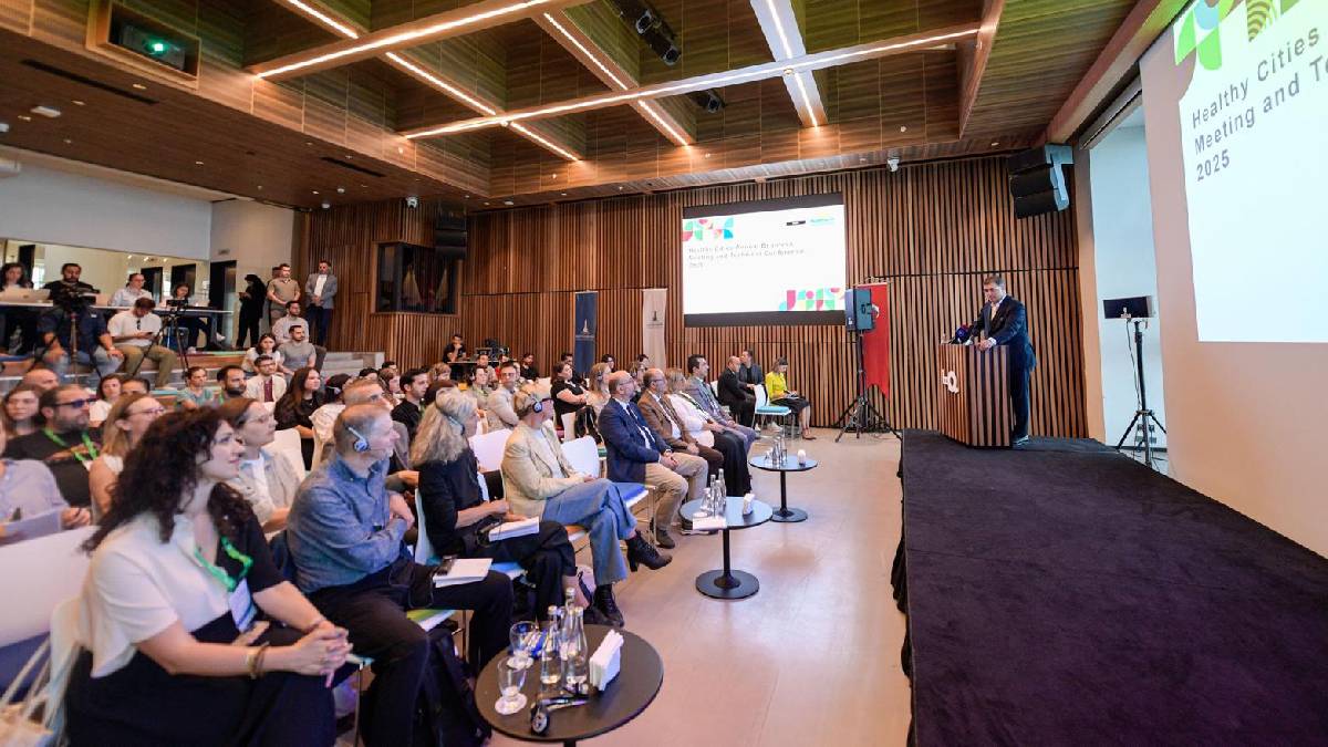 Dünya Sağlık Örgütü’nden Başkan Tugay’a önemli görev: Siyasi Komite’ye yeniden seçildi