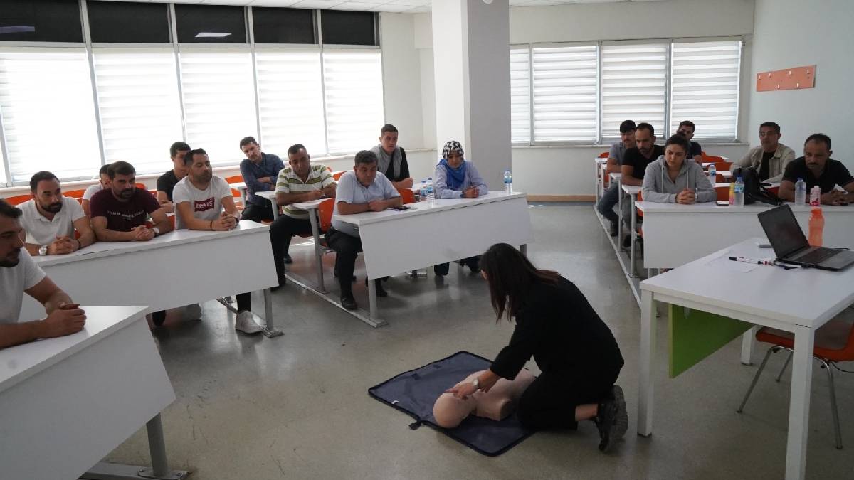 GASMEK, istihdama katkı sunmayı sürdürüyor: 1576 kursiyer sağlık hizmetleri alanında iş sahibi oldu