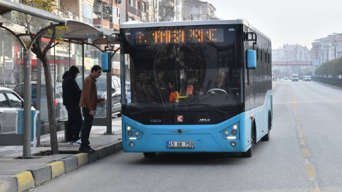 Manisa Büyükşehir bayramda 175 bin kişiyi ücretsiz taşıdı