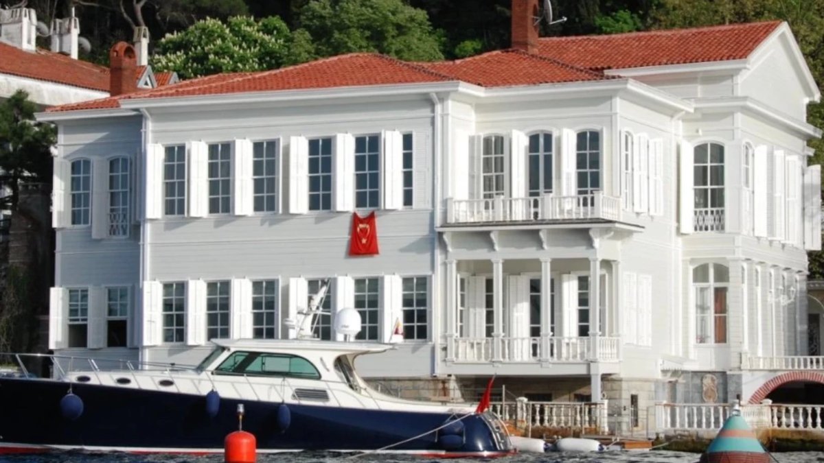 Kurtlar Vadisi’nin ikonik yalısı satışta