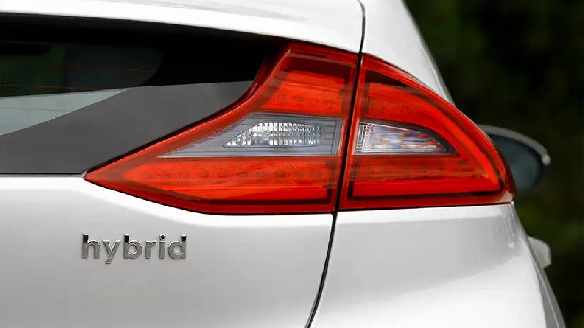 Türkiye’nin otomotiv tercihleri yeniden şekilleniyor: Dizele veda hibrite merhaba