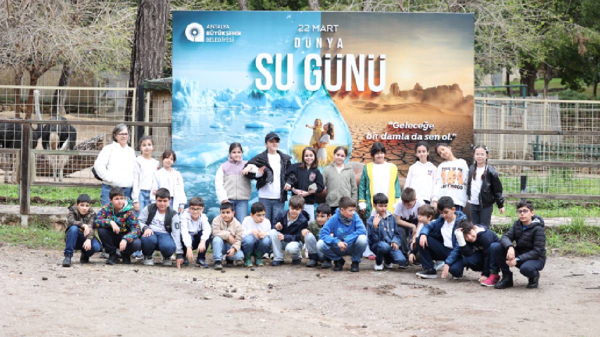 Büyükşehir Belediyesi çocuklara suyun önemini anlatıyor