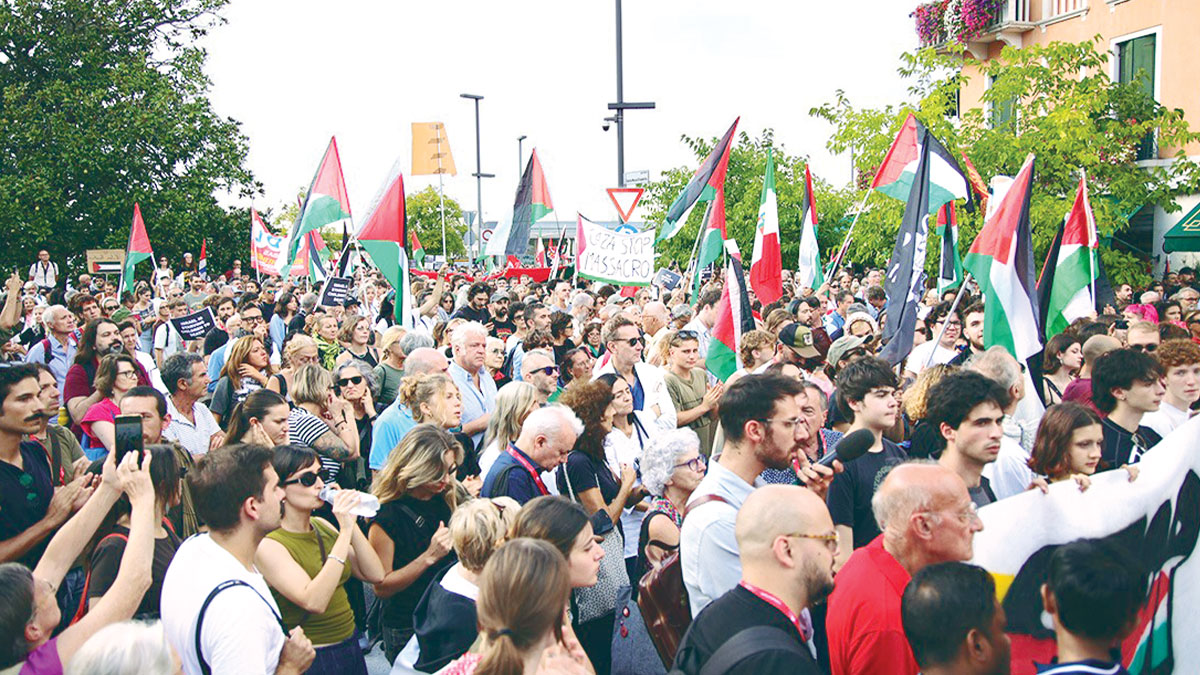 Kirli lobi Venedik’ten el çekmiyor